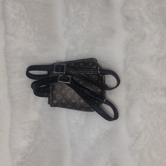 HANDCRAFTED FASHION BAG CHARM - Picture 2 of 2